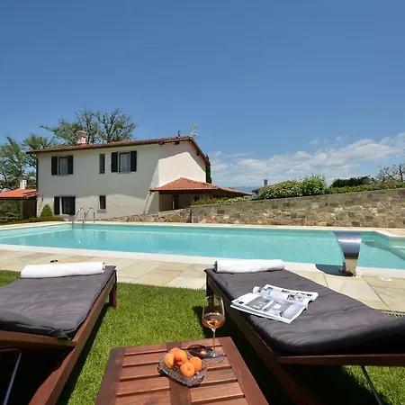 Villa Vasarri Le Piaggiole